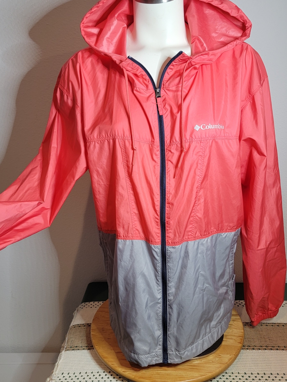 Columbia Colorblock Hooded Windbreaker Jacket Full Zip Pink Gray XL